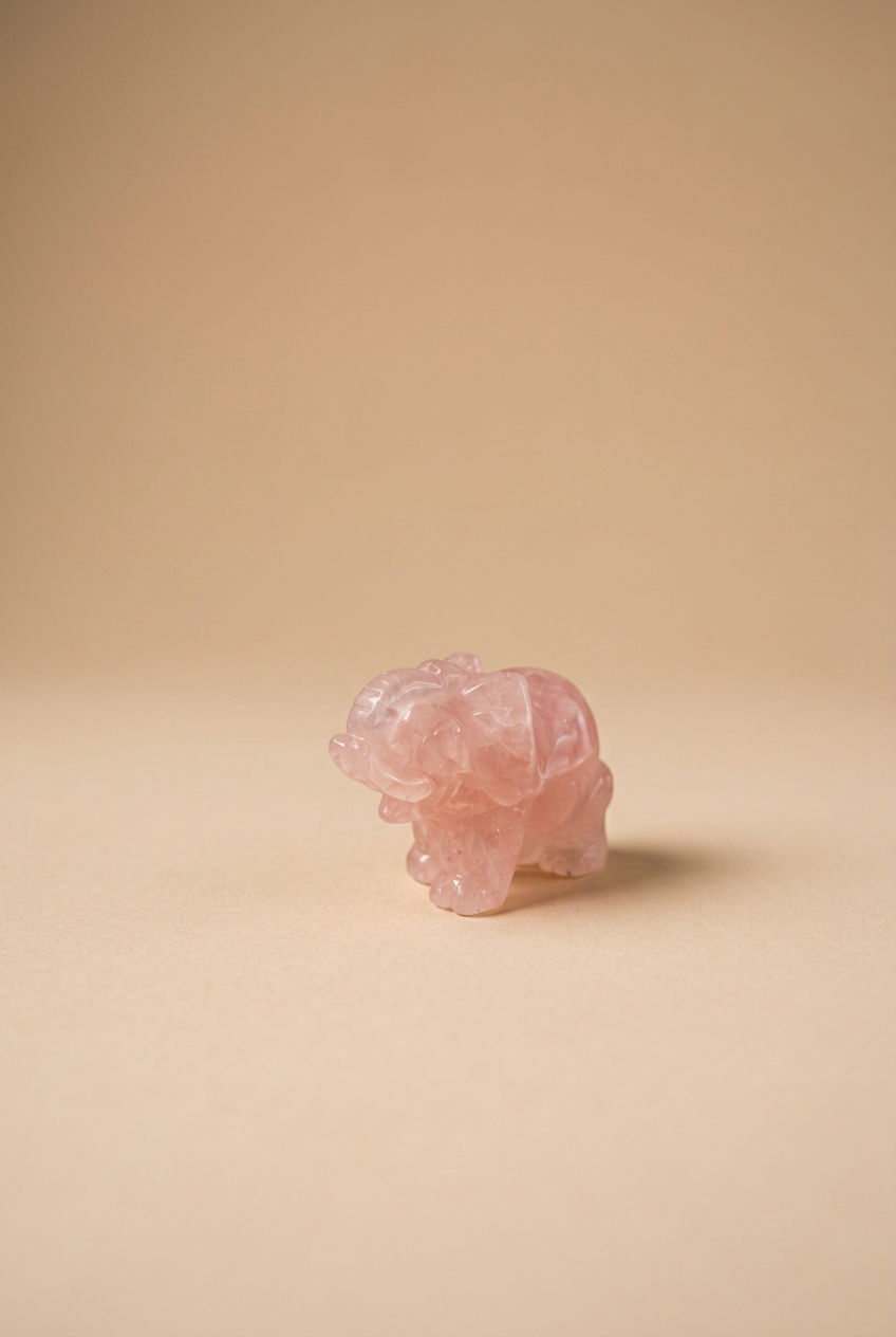Elefante em Quartzo Rosa