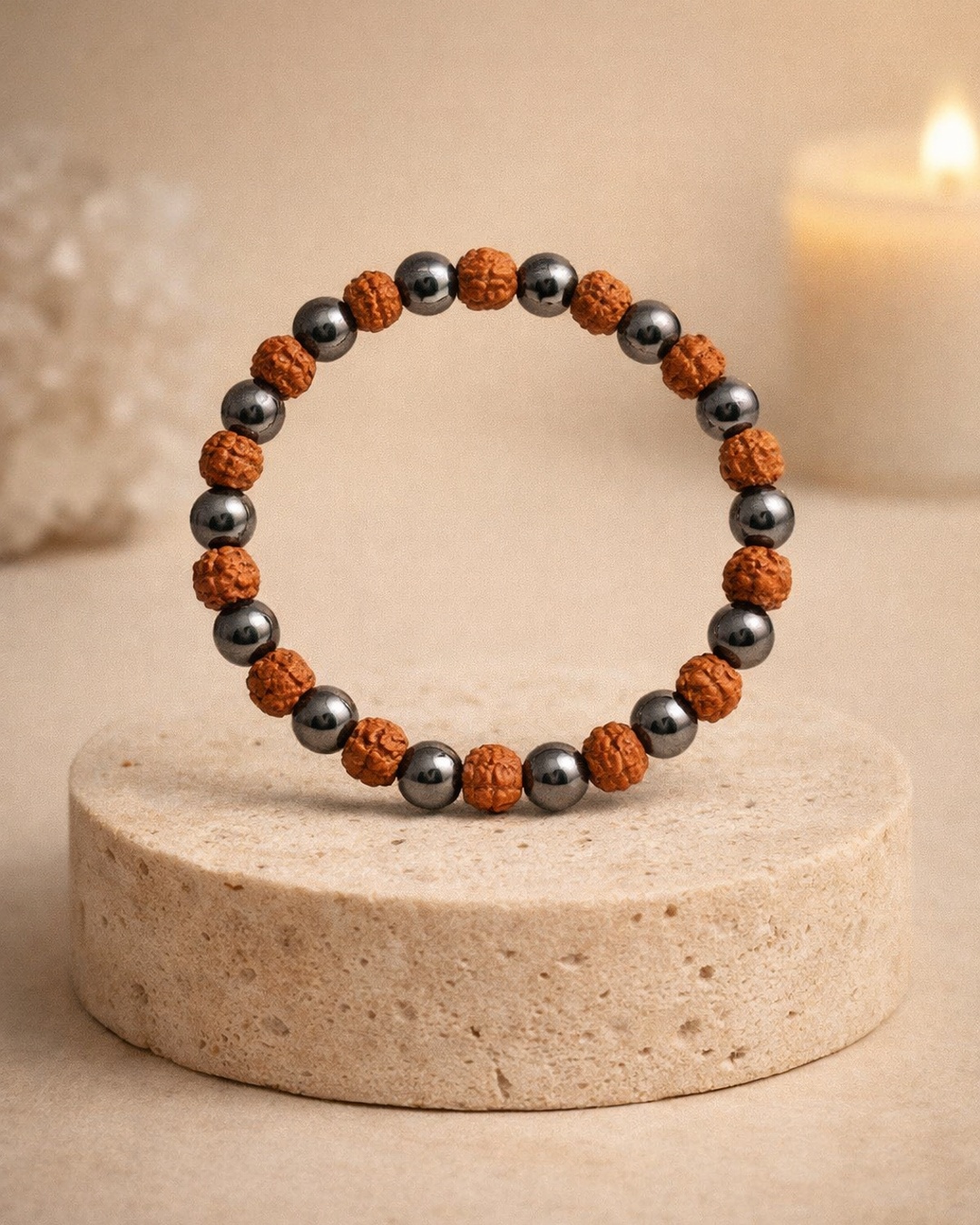 Pulseira Rudraksha com Hematite 8mm